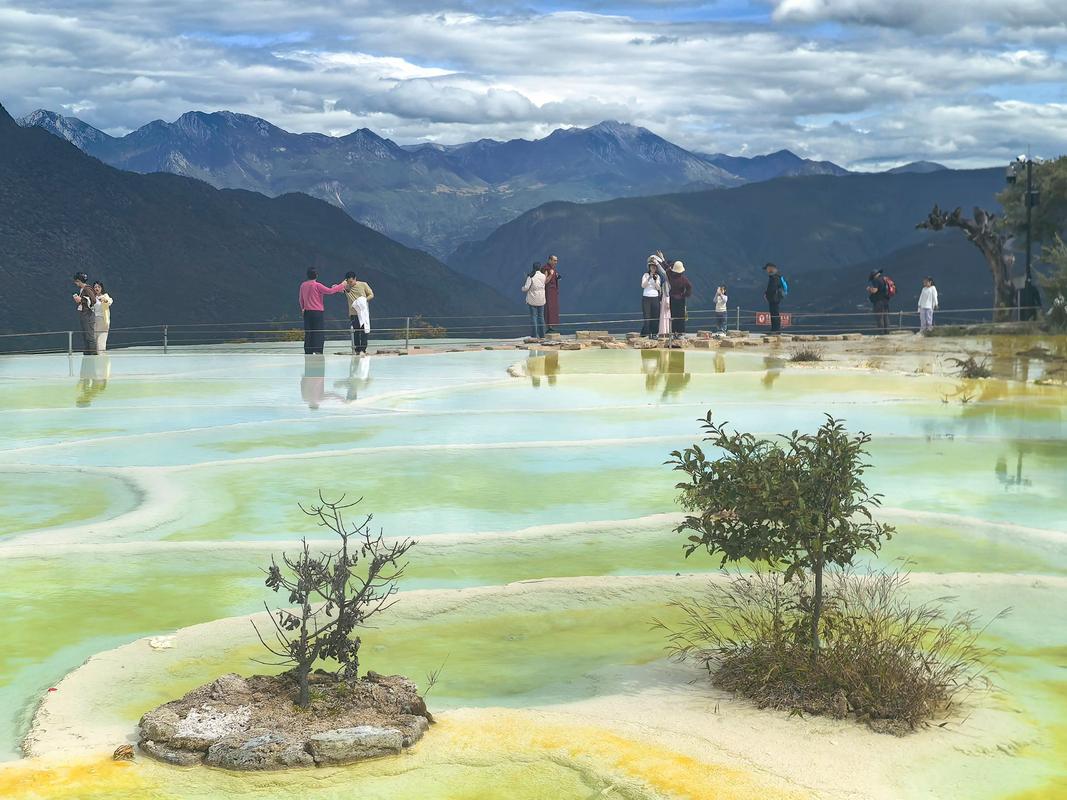 2026迪庆景点哪家强？深度盘点松赞林寺与梅里雪山，专业避坑