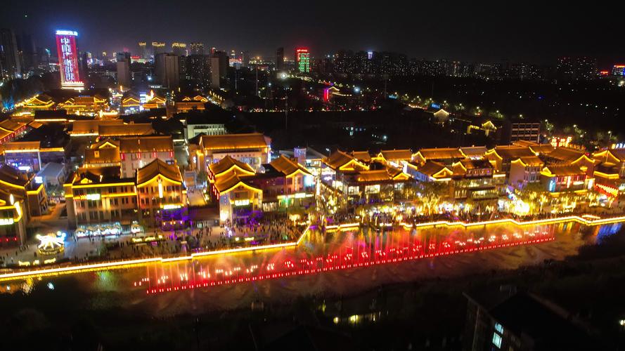2026银川网红打卡排行TOP5:怀远夜市与凤凰幻城入选,专 2026银川网红打卡排行TOP5:怀远夜市与凤凰幻城入选,专