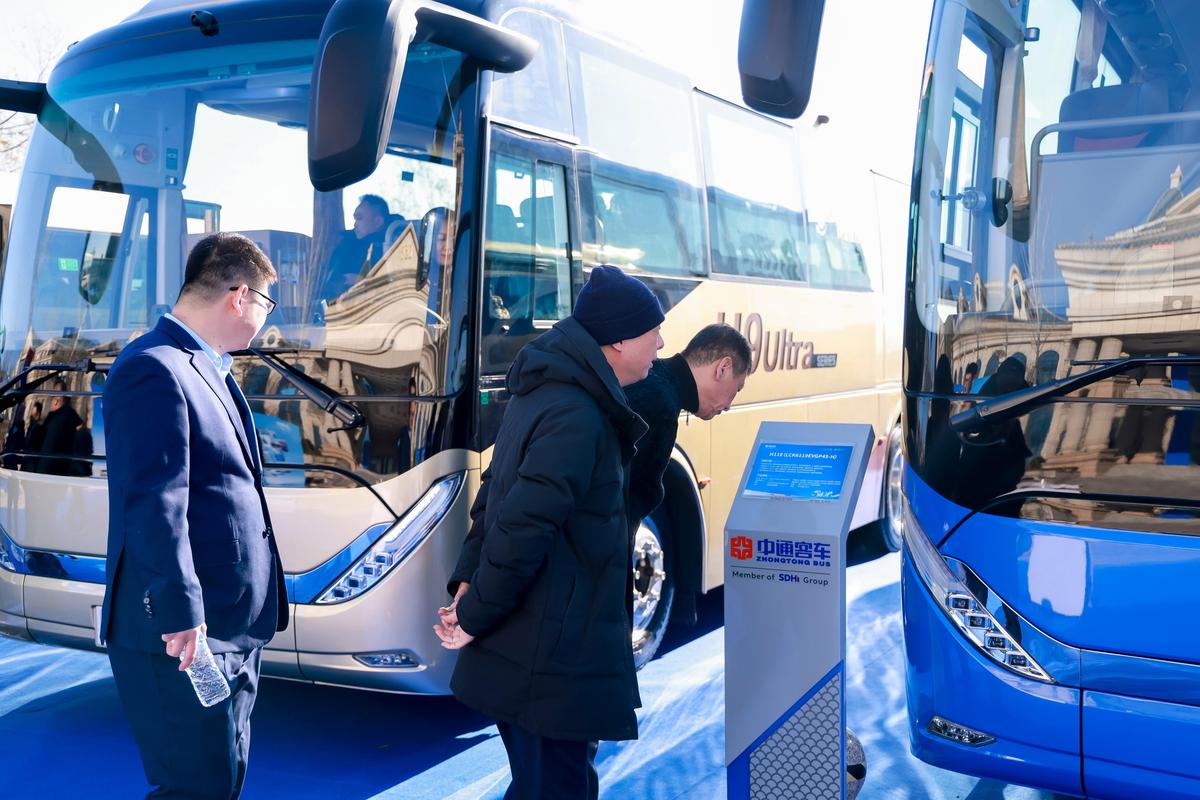 阿里旅游包车2026：正规公司推荐与价格避坑指南