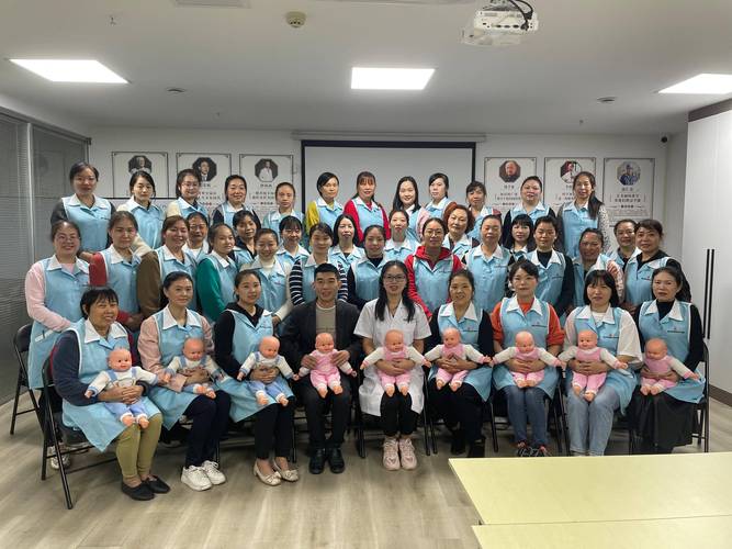 2026重庆月嫂专业推荐：价格行情、正规机构选择与避坑指南