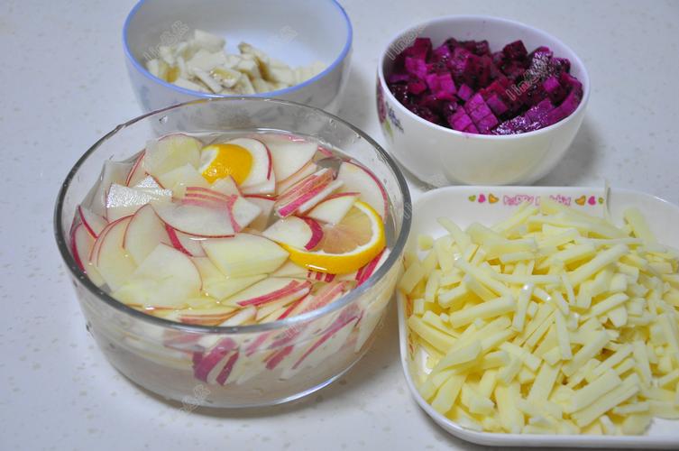 牡丹江辅食制作避坑指南：像养护花园一样精心“喂养”，打造宝宝