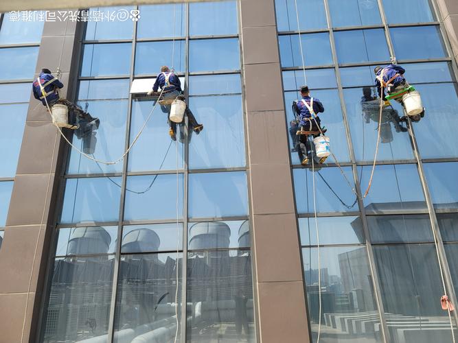 2026南平玻璃清洗推荐清单：价格、口碑与避坑指南