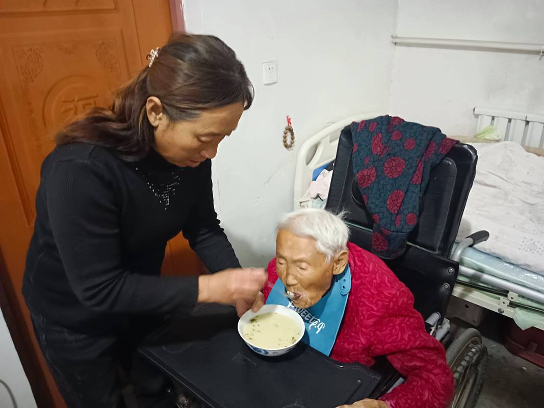 2026西宁本地照顾半自理老人推荐:正规服务商TOP3名单与