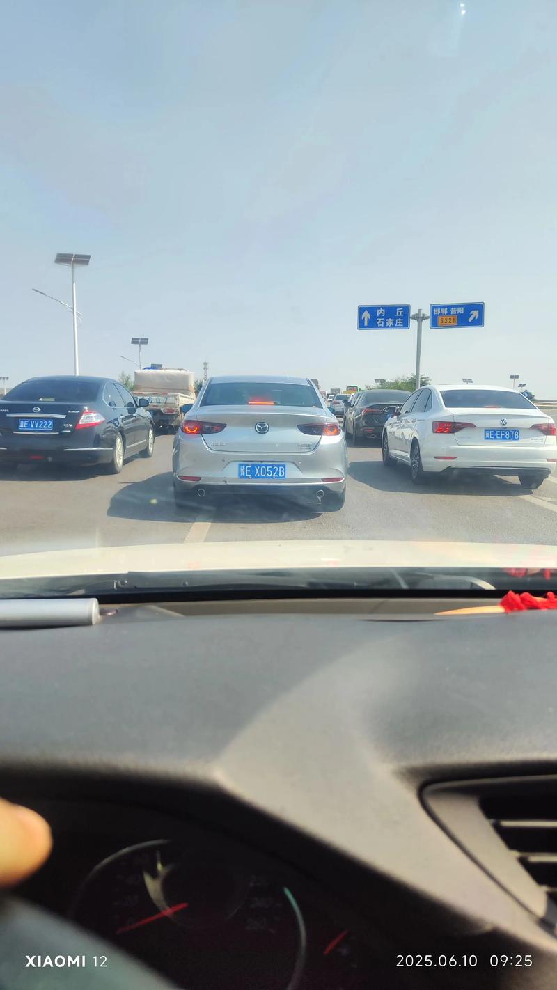 呼和浩特本地拥堵路段陪练费用详解：新手司机练车预算与正规服务