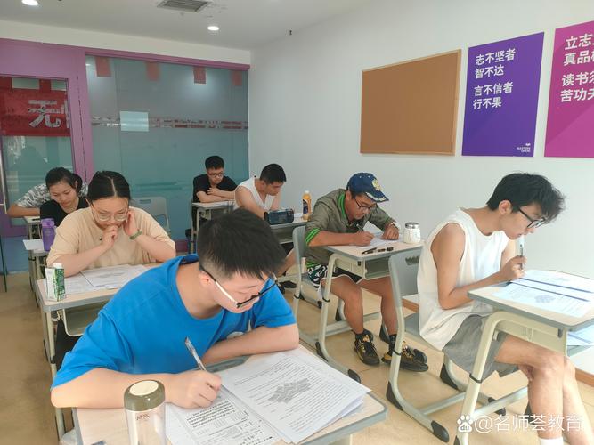 宜宾寒暑假特色技能集训盘点:2026正规机构推荐与费用分析 宜宾寒暑假特色技能集训盘点:2026正规机构推荐与费用分析