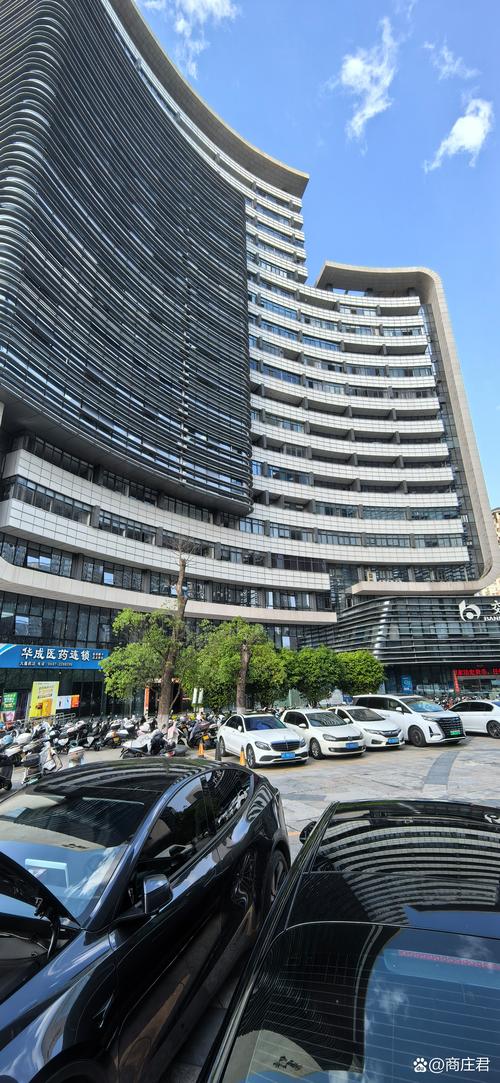 2026龙岩商务中心写字楼售卖价格分析：投资自用避坑指南与选