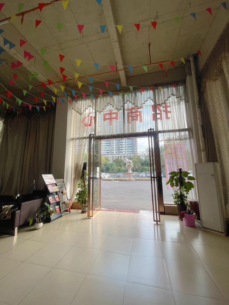 泸州同城办公场地出租前三盘点:如何挑选高性价比商办楼宇?