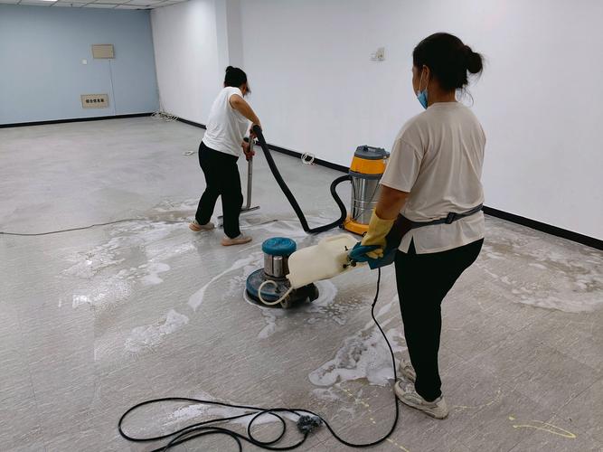 丽江本地地板打蜡抛光前5名:专业推荐与避坑指南