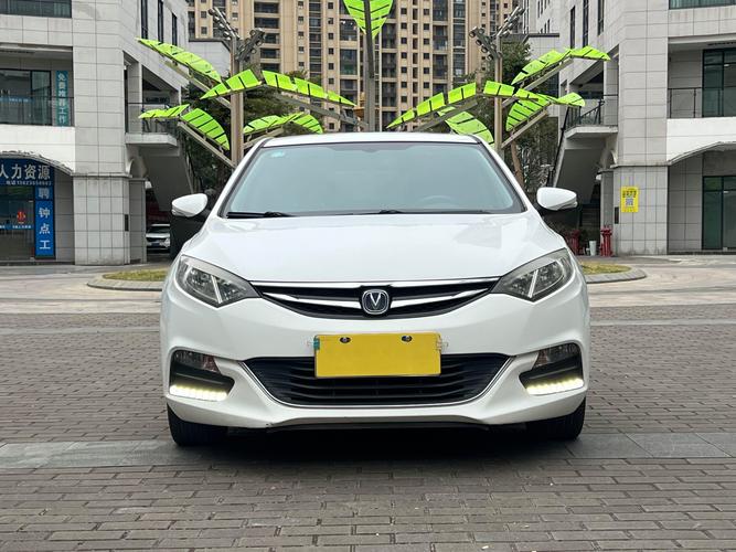 张家界附近长安轿车转让前三推荐:正规渠道、价格避坑与车源盘点