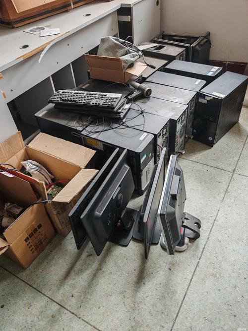深度解析附近办公设备转让与经营设备出售市场：热门品牌及渠道推
